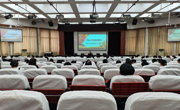 余建斌同志为马克思主义学院2023年“学习贯彻习近平新时代中国特色社会主义思想和党的二十大精神”党员培训班授课