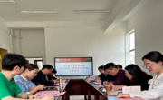 马克思主义学院  召开2024年第二季度党支部书记工作例会
