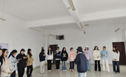 马上心晴丨马克思主义学院易班分站开展“纾解情绪，点亮心灯”心理素质拓展活动